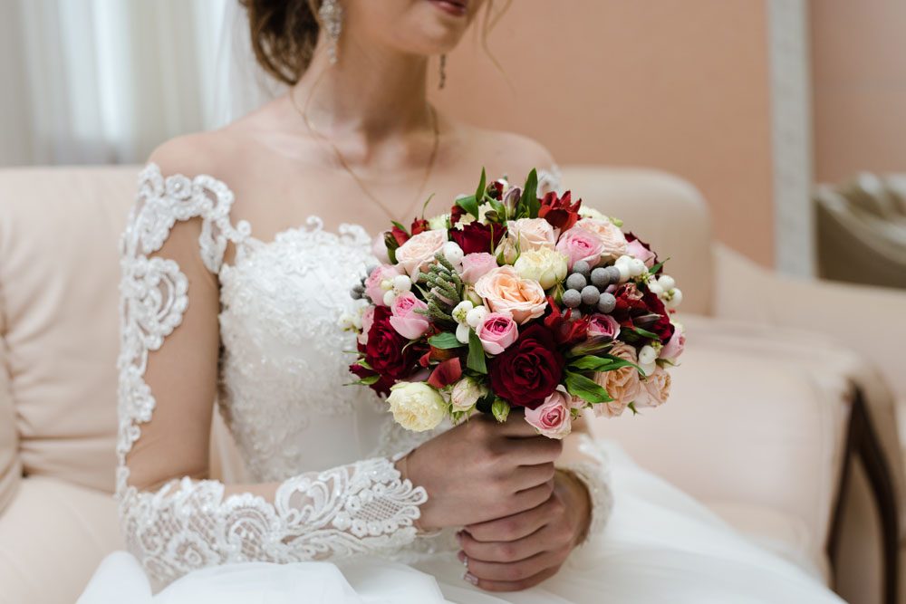 How To Keep Your Bouquet Fresh On A Hot Day